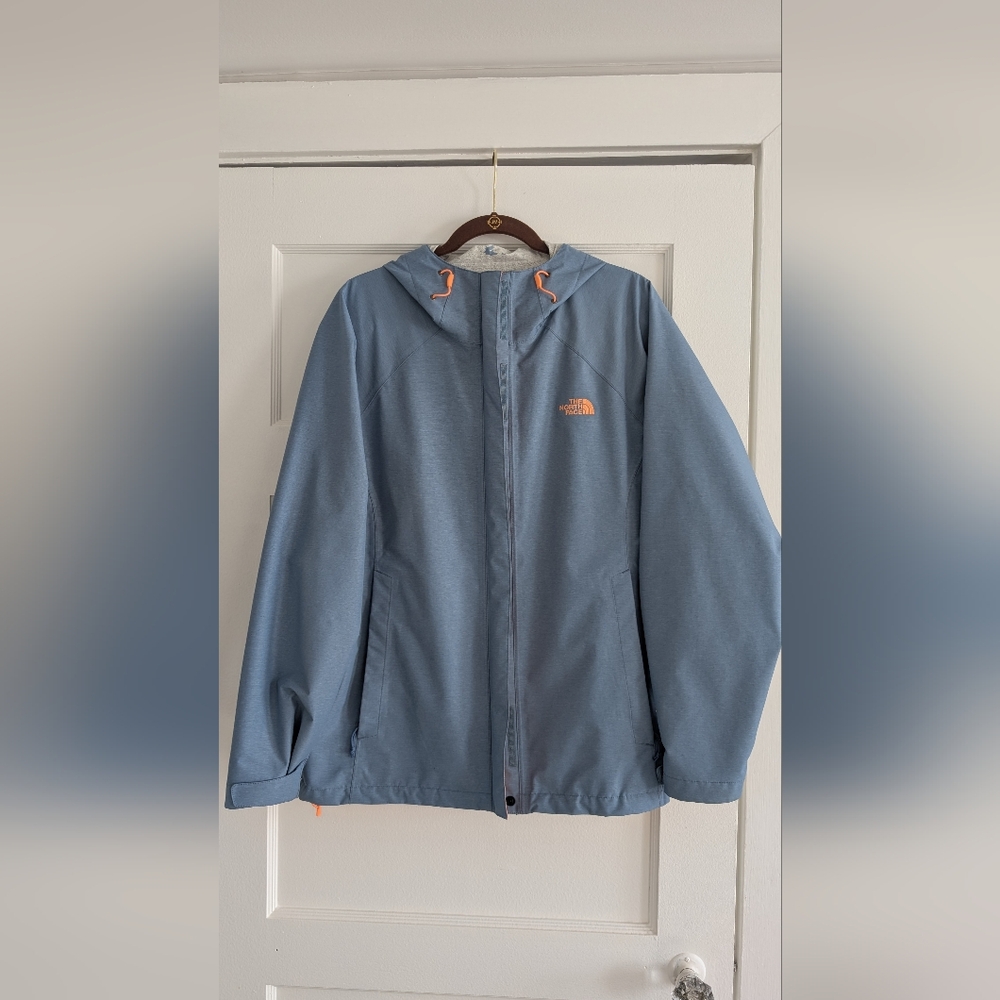The North Face Women's Alta Vista Rain Jacket